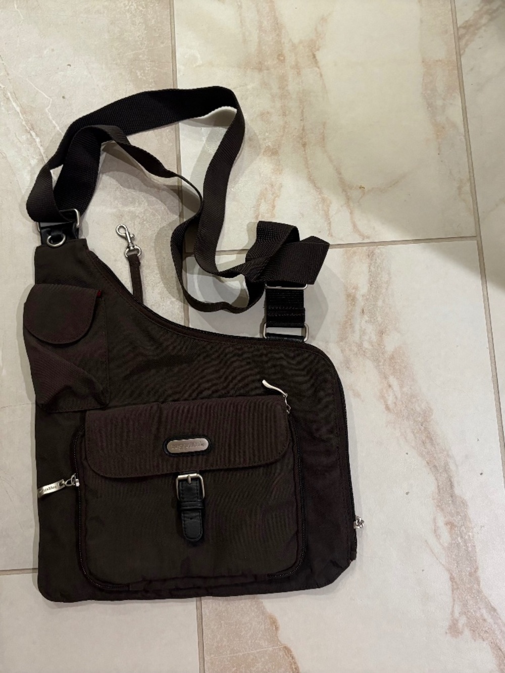 Baggallini Black Nylon Crossbody Travel Bag – Excellent Condition